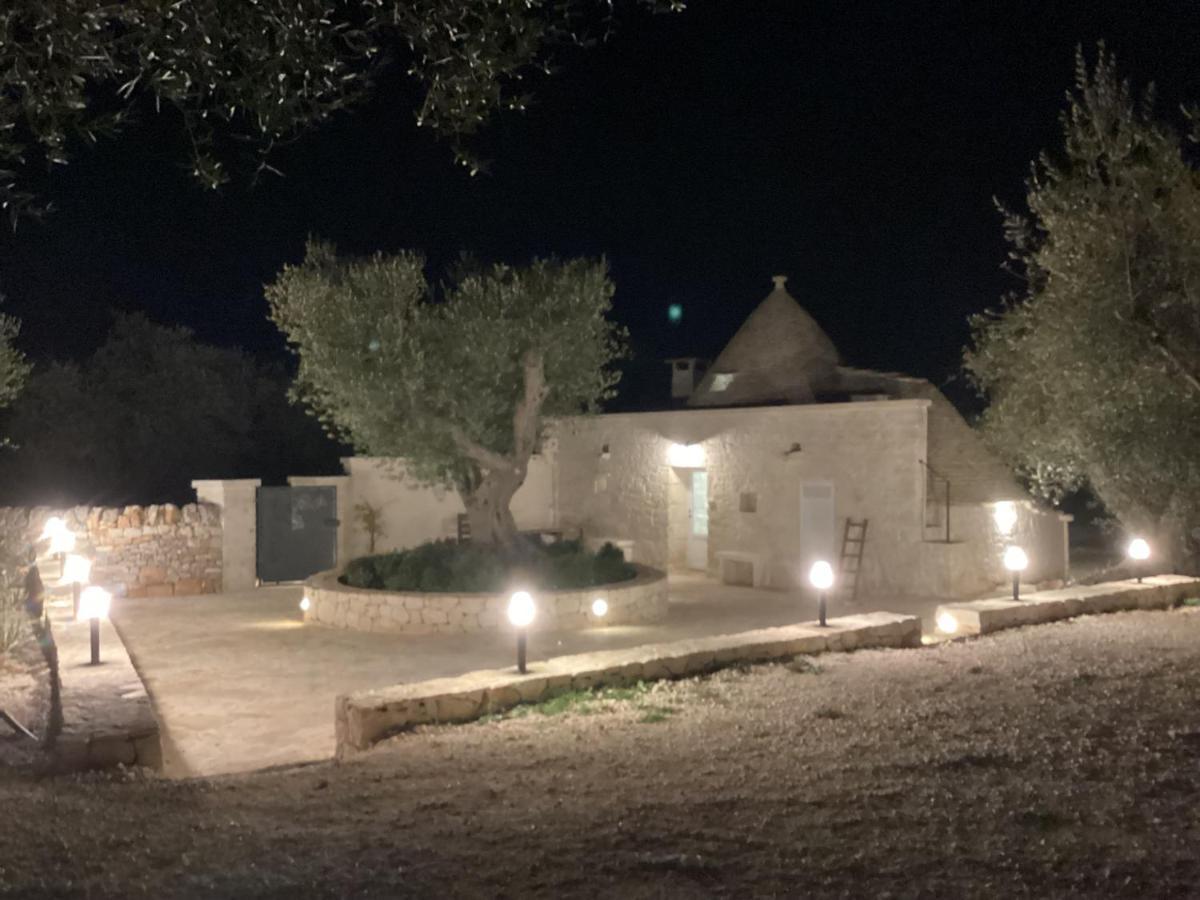 Trullo Dell' Edera Con Piscina Privata Daire Alberobello Dış mekan fotoğraf