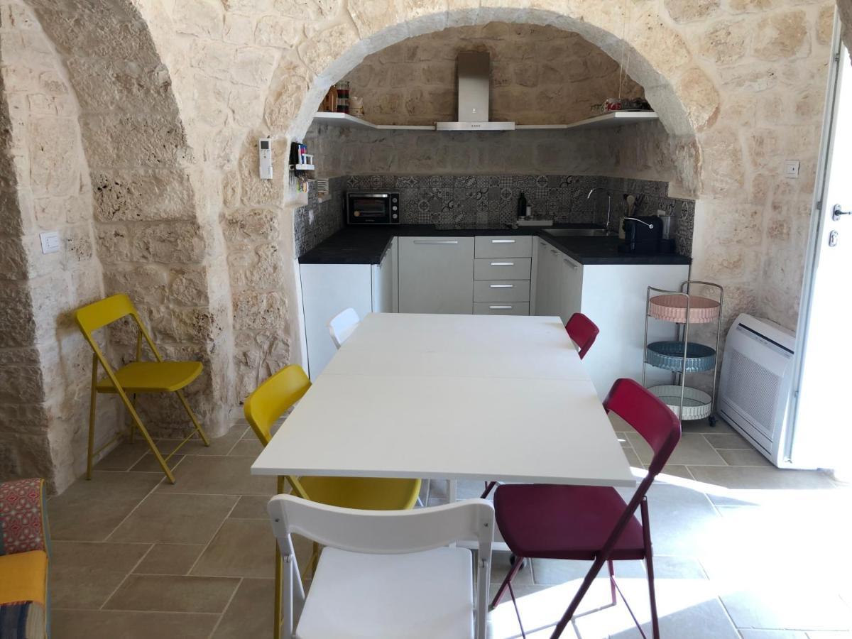 Trullo Dell' Edera Con Piscina Privata Daire Alberobello Dış mekan fotoğraf