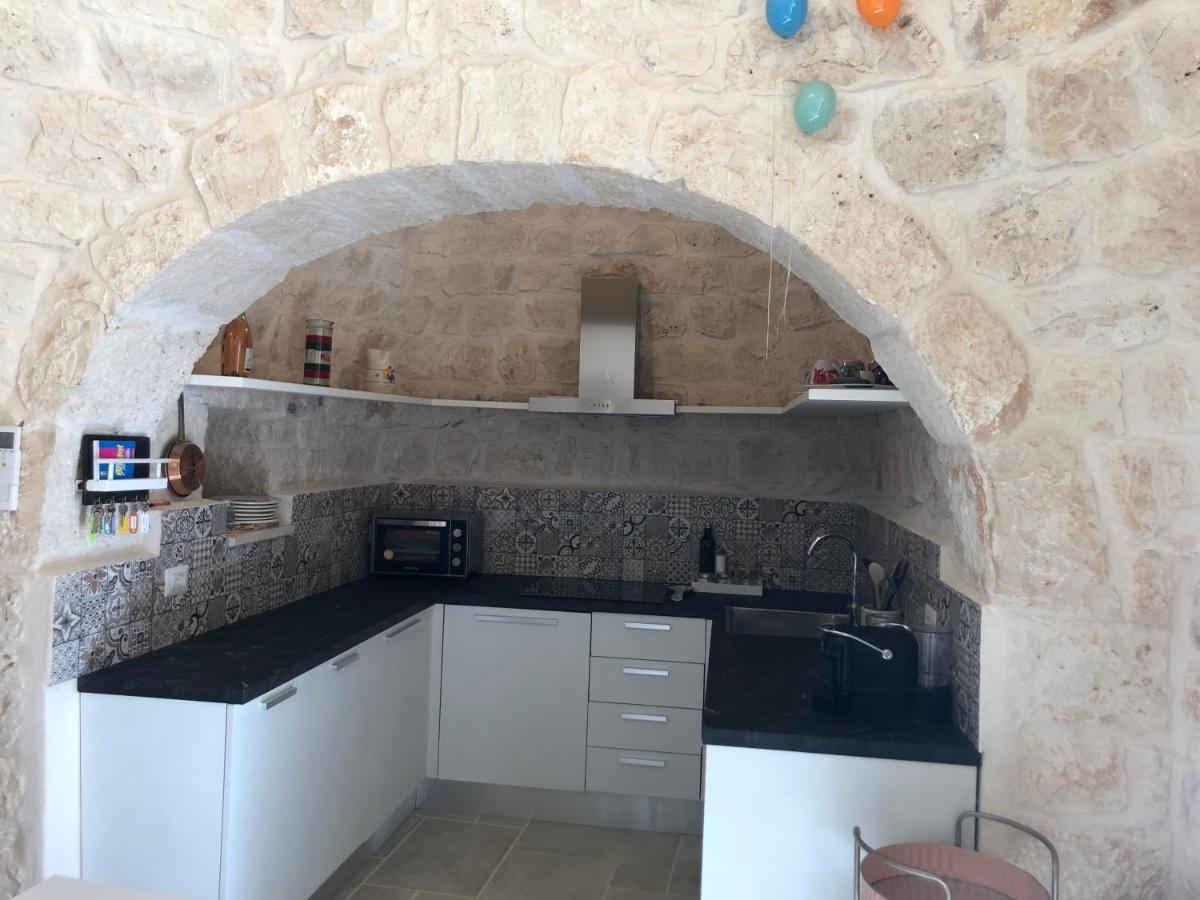 Trullo Dell' Edera Con Piscina Privata Daire Alberobello Dış mekan fotoğraf