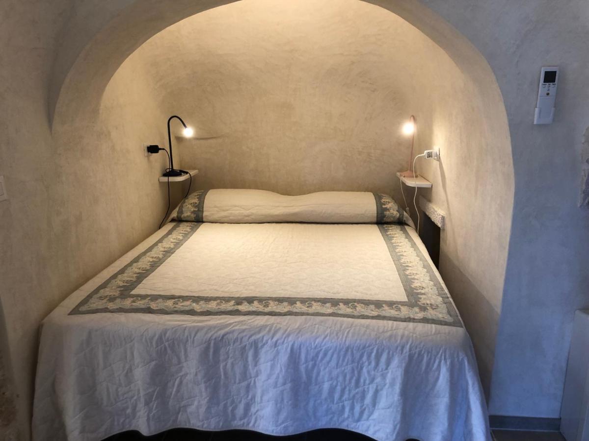 Trullo Dell' Edera Con Piscina Privata Daire Alberobello Dış mekan fotoğraf