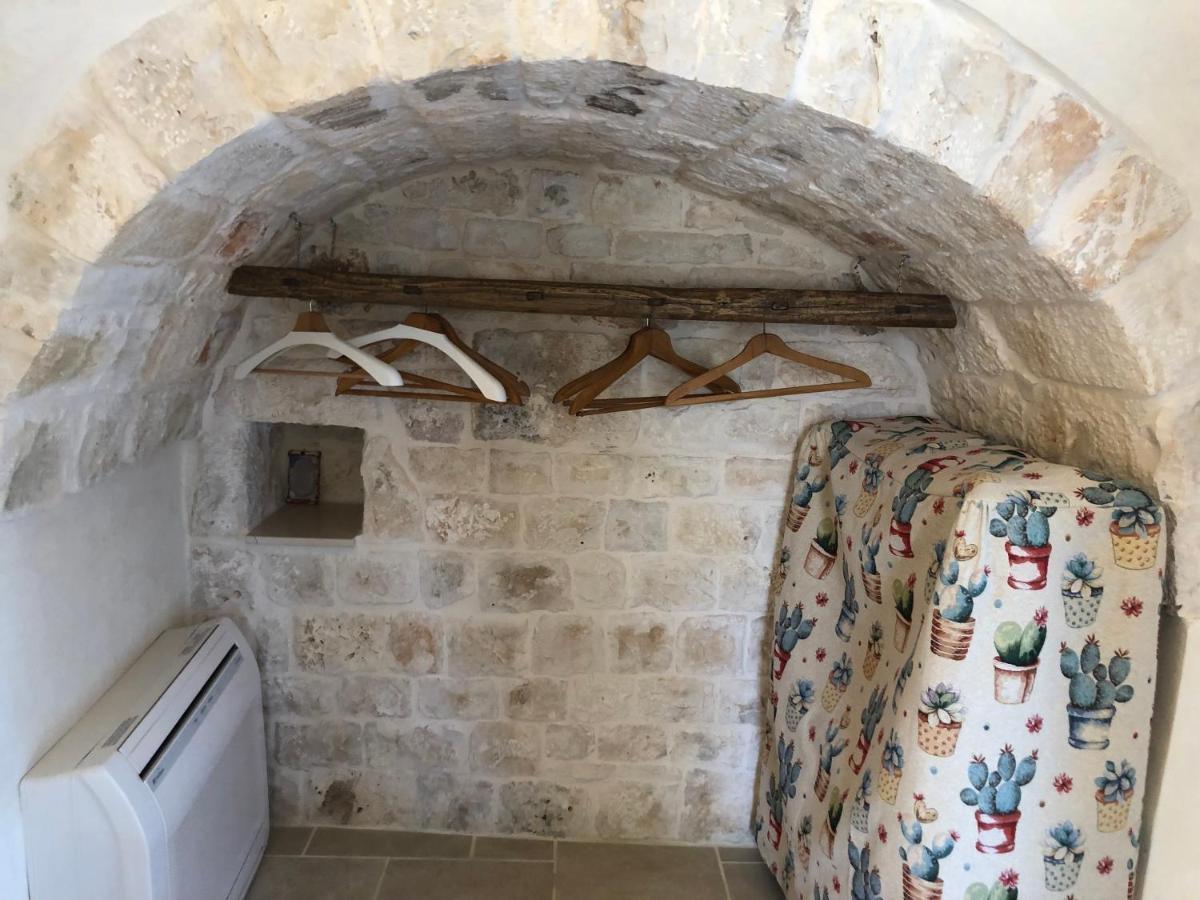 Trullo Dell' Edera Con Piscina Privata Daire Alberobello Dış mekan fotoğraf