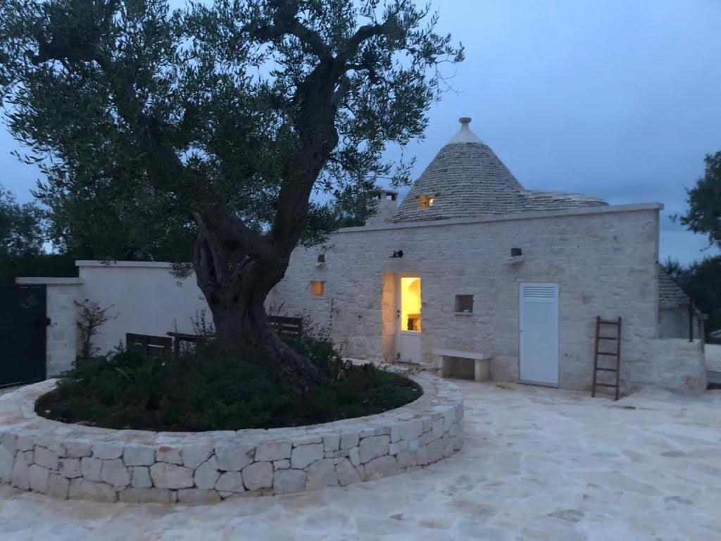 Trullo Dell' Edera Con Piscina Privata Daire Alberobello Dış mekan fotoğraf